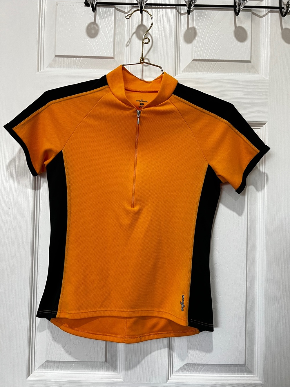 SheBeest Cycling Short Sleeve Jersey Hail-Zip Size Medium Orange Black
